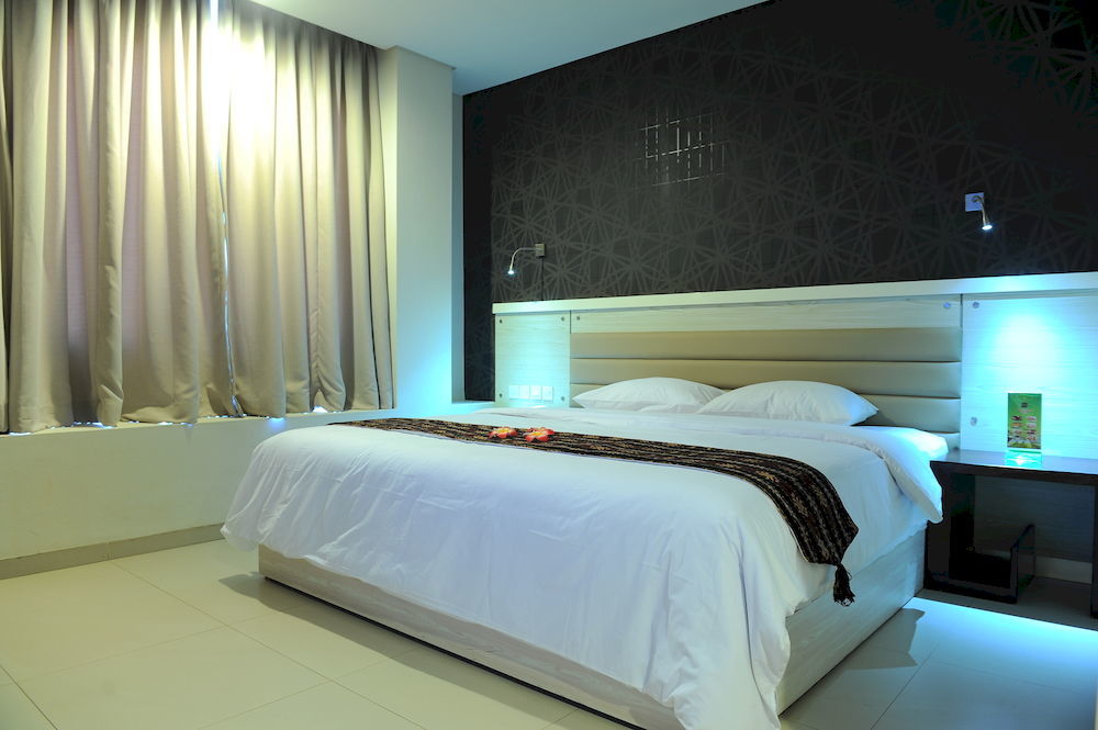 Sahid T-More Hotel Kupang  Buitenkant foto